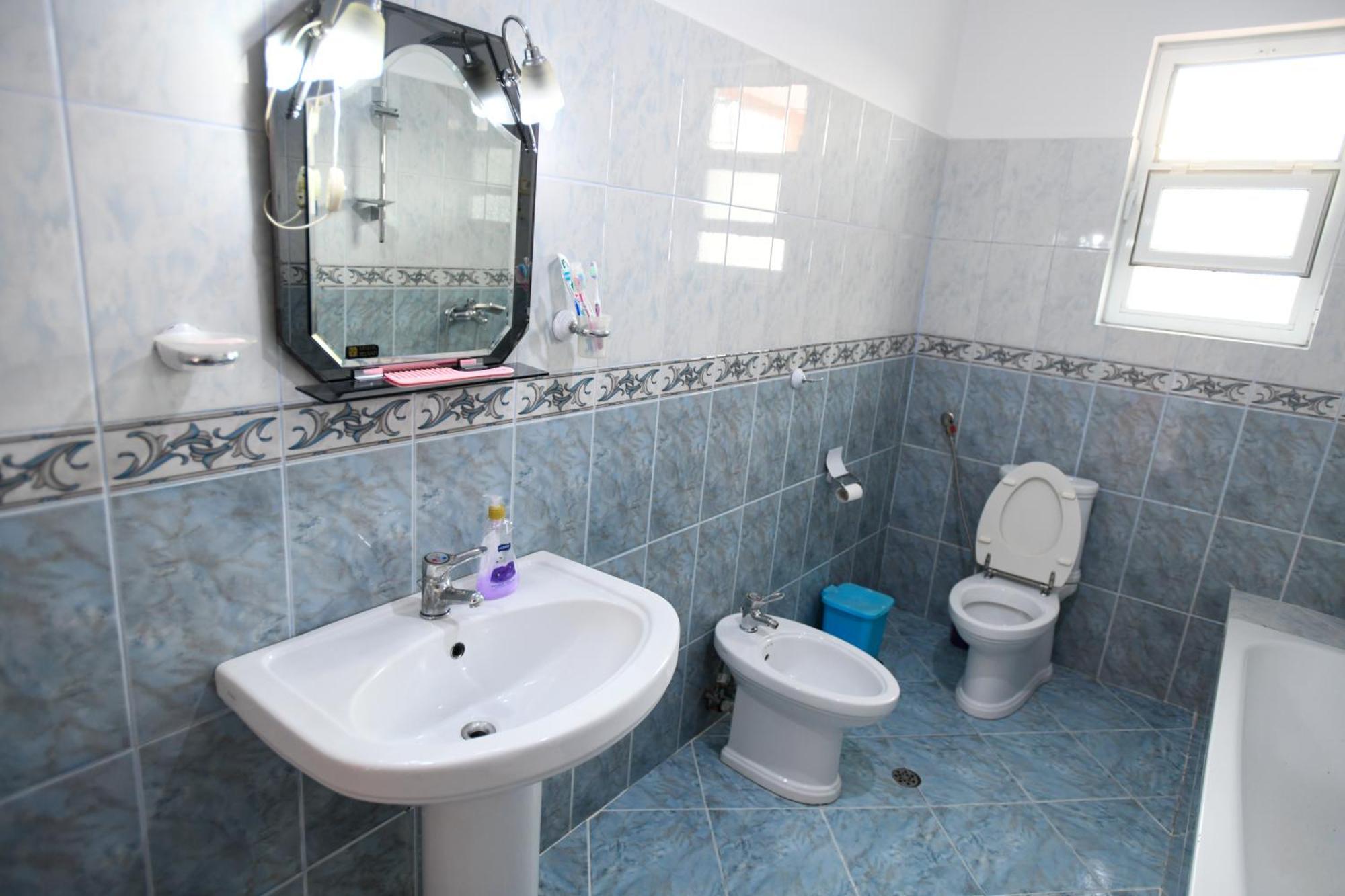 Apartment Darlin Берат Екстер'єр фото